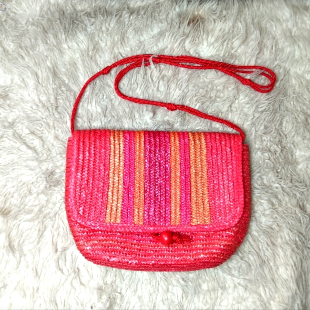 Vintage Genie Straw Crossbody Bag